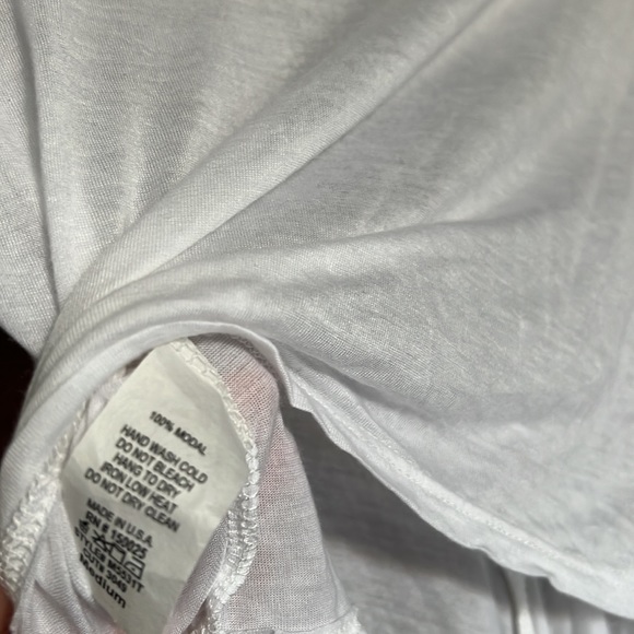 JLUXLLABEL NWT CROP T SIZE M - Picture 6 of 7